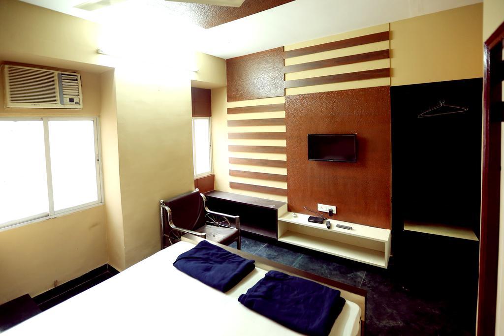 כלכותה Central Guest House מראה חיצוני תמונה