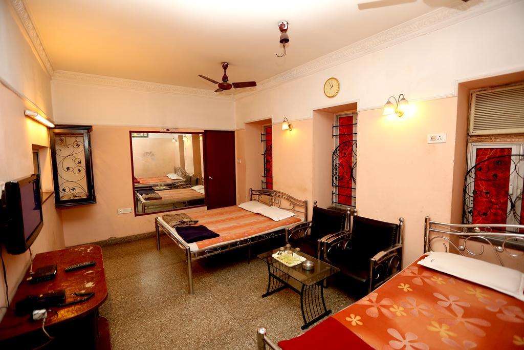כלכותה Central Guest House מראה חיצוני תמונה