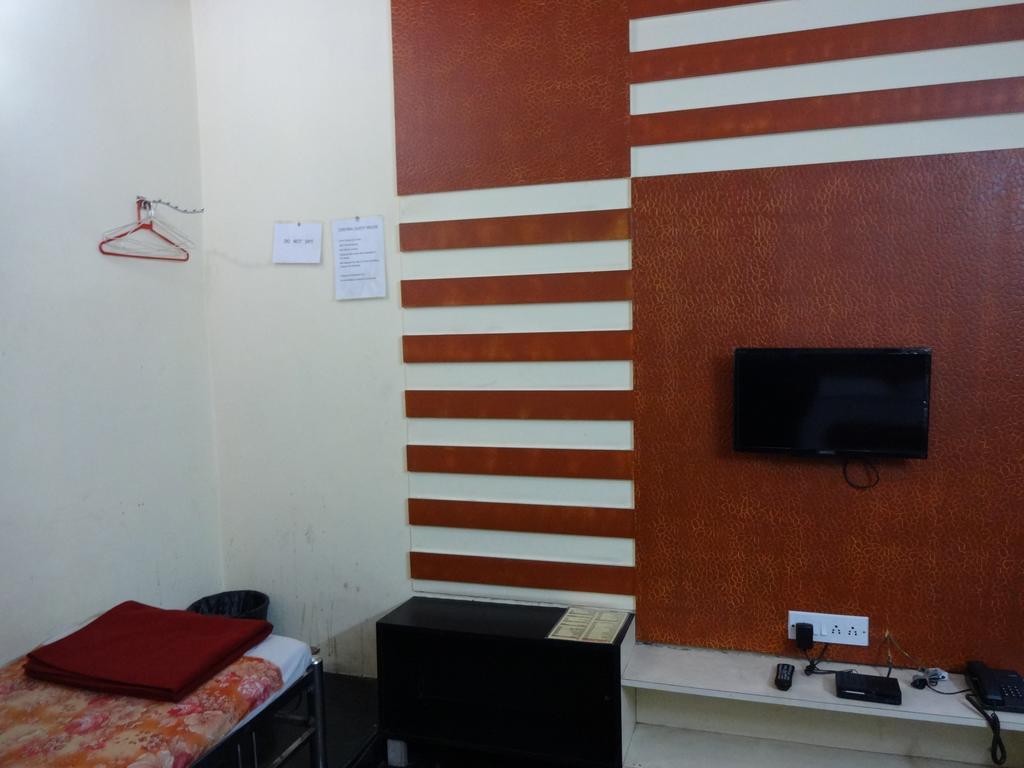 כלכותה Central Guest House מראה חיצוני תמונה