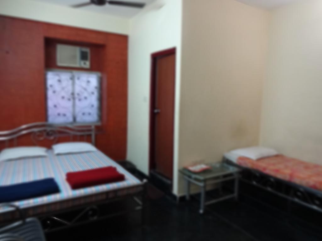 כלכותה Central Guest House מראה חיצוני תמונה
