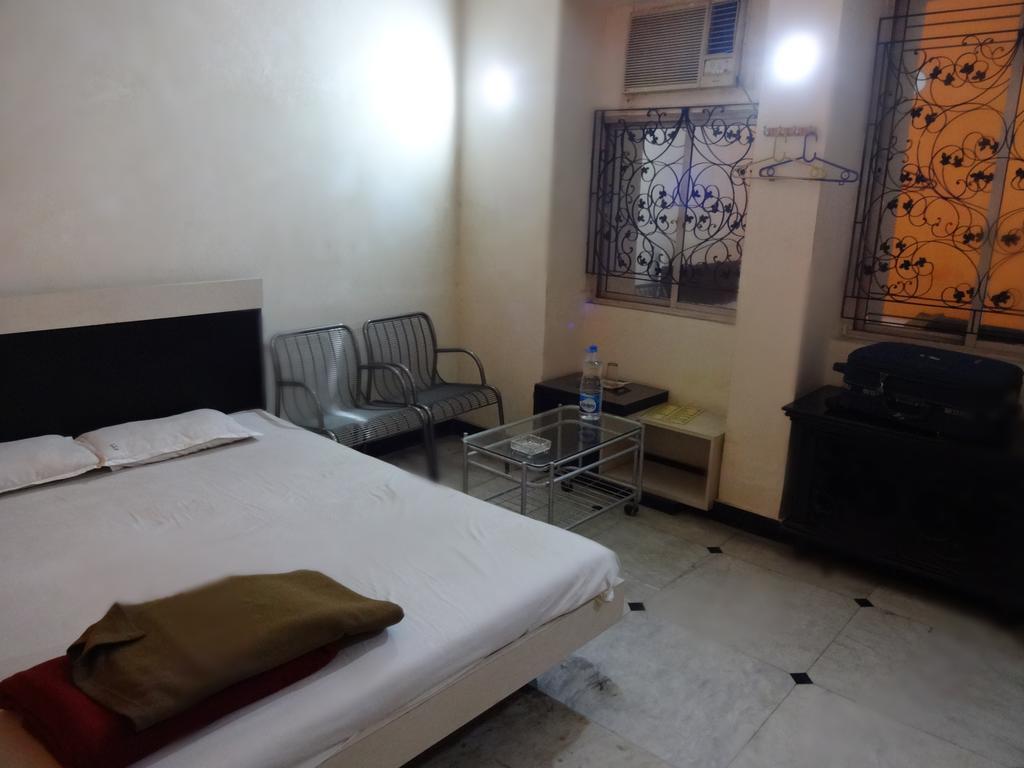 כלכותה Central Guest House מראה חיצוני תמונה